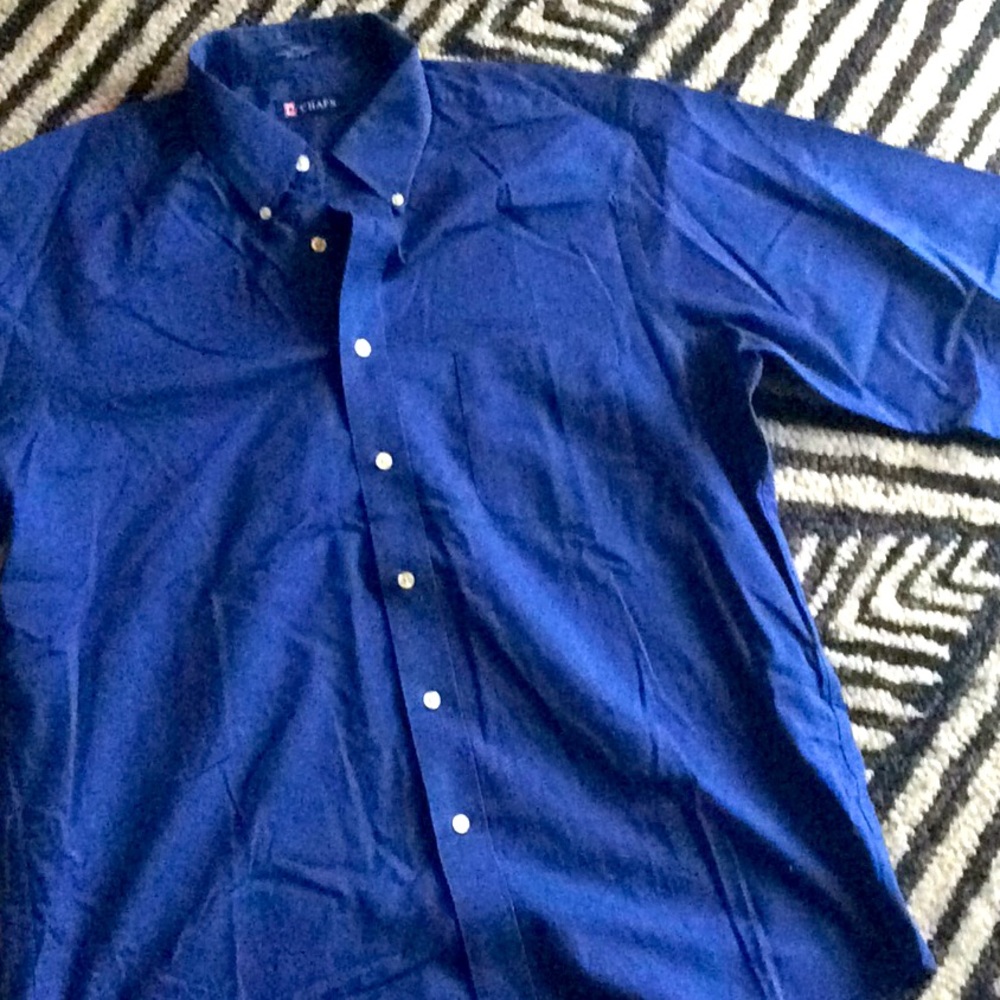 Chaps men’s suit shirt wrinkle free